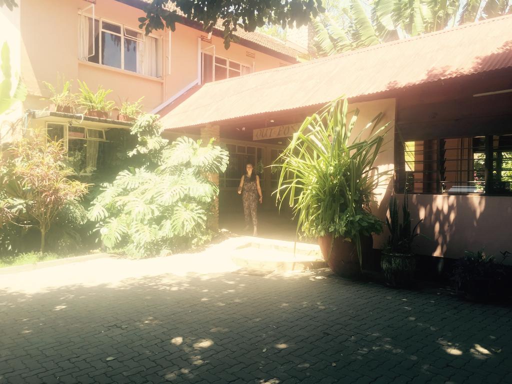 Outpost Lodge アルーシャ エクステリア 写真